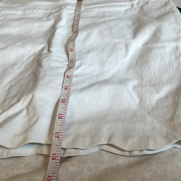 Counterparts White Scalloped Skort - Picture 11 of 11